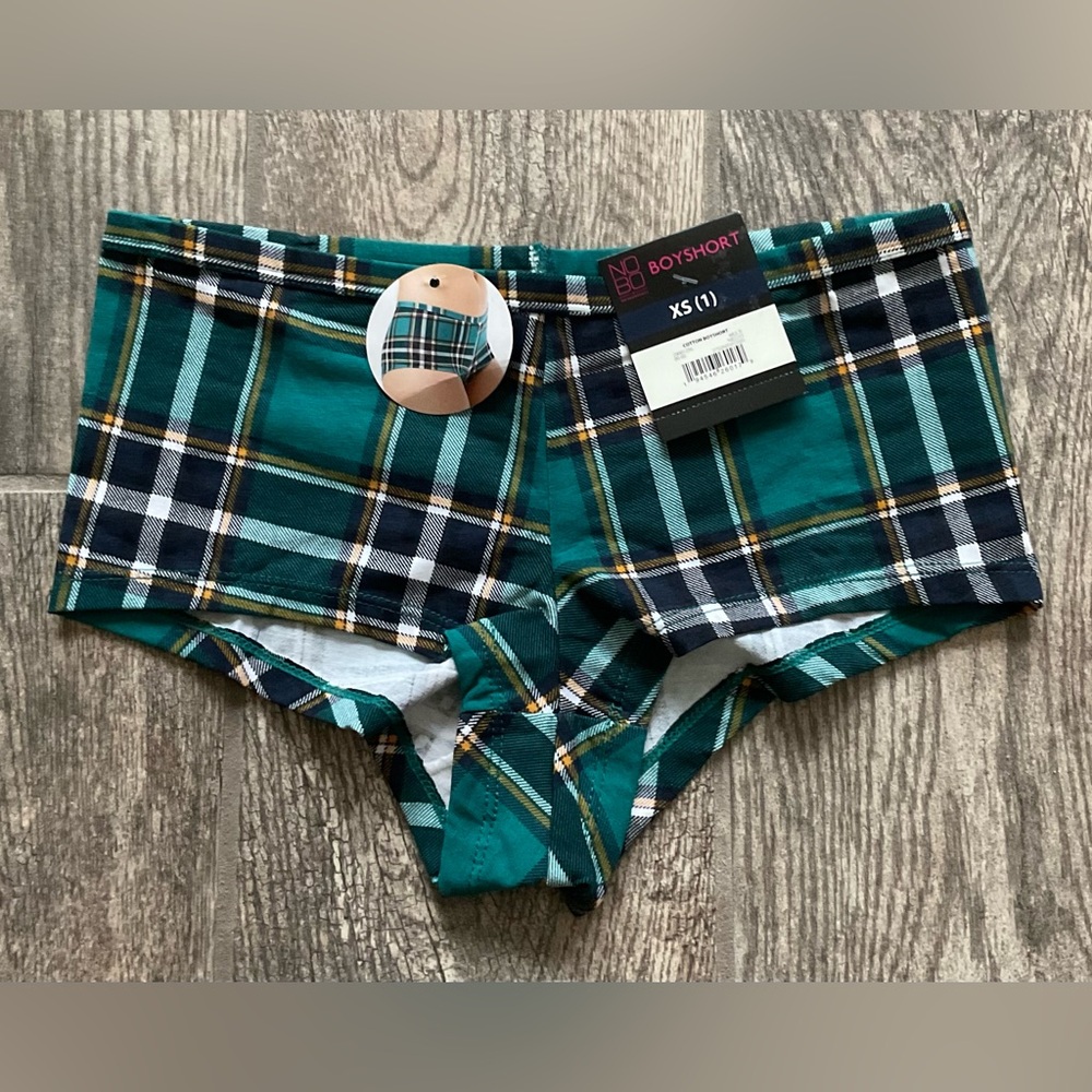 New Nobo, No Boundaries cotton boyshort panties size XS Multicolor plaid design